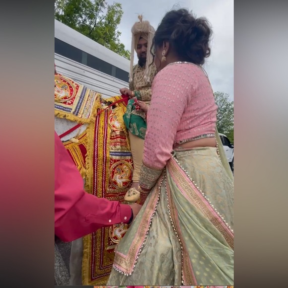 Heavy Wedding Reception Lehenga Indian Dress - Picture 9 of 11